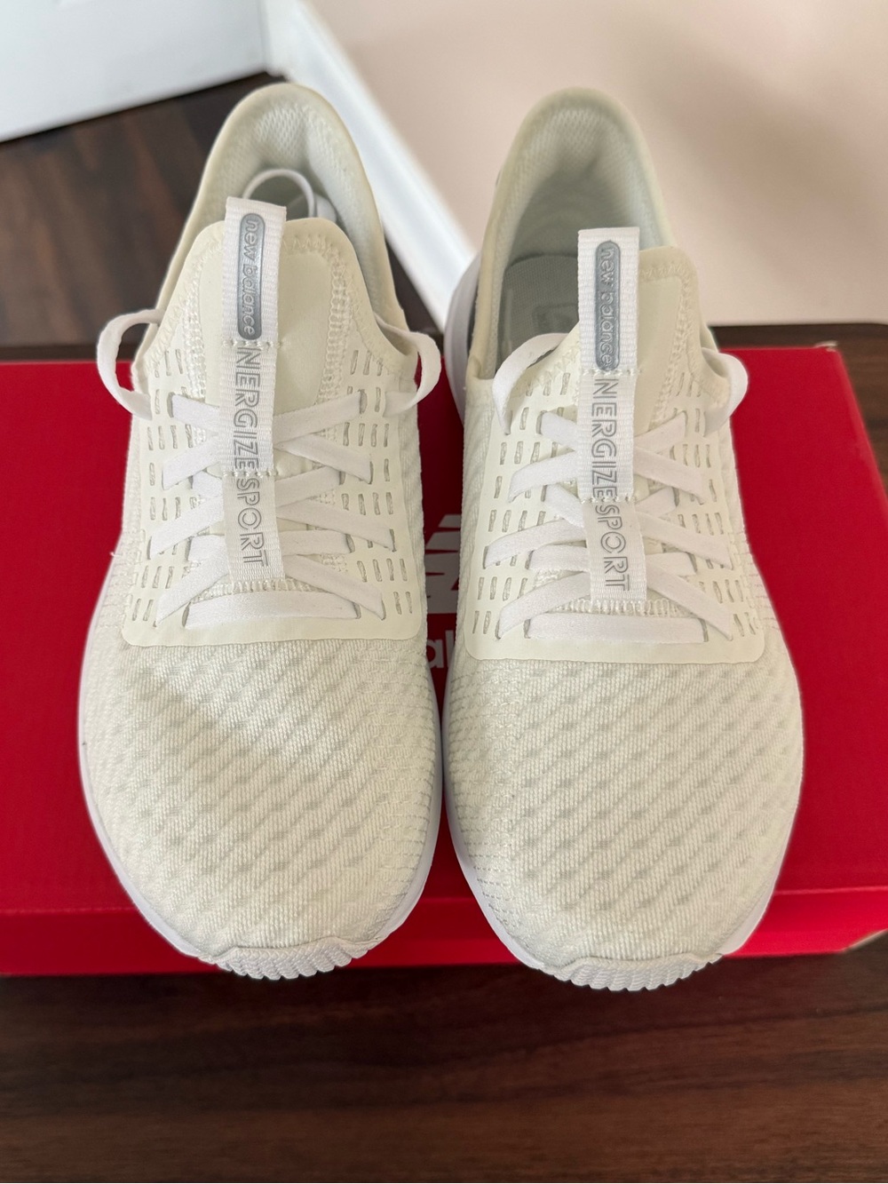 New Balance DynaSoft Nergize sneaker 7.5 woman